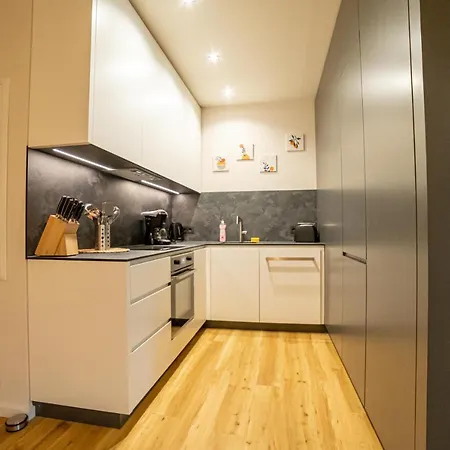 Anders Apartment *