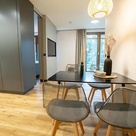 Anders Apartment *